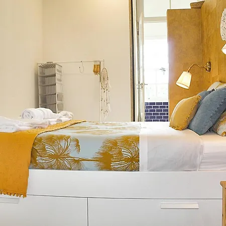 Benskins Loft Downtown Apartman *